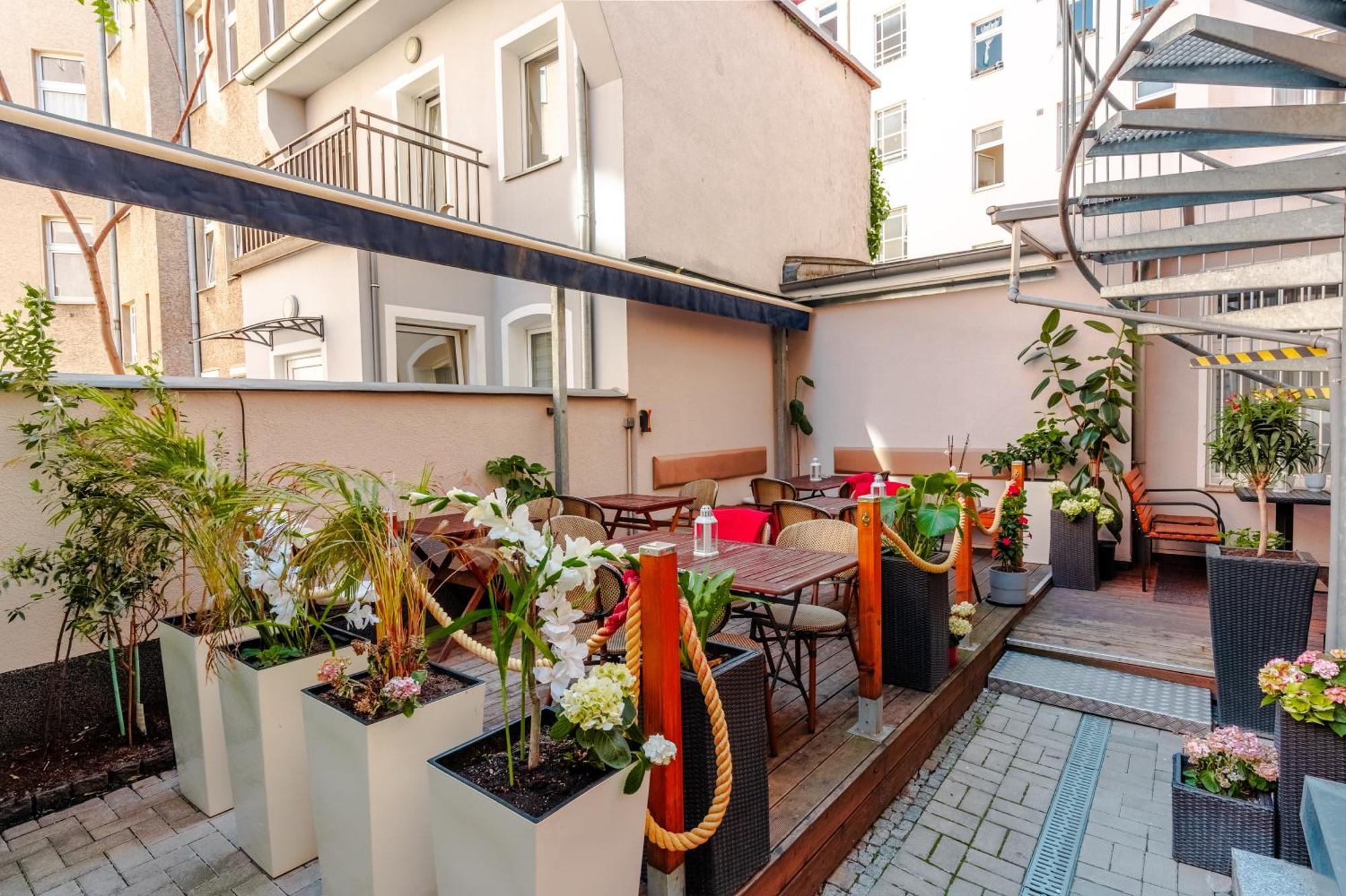 Hotel Prens Berlin — Foto’s 1